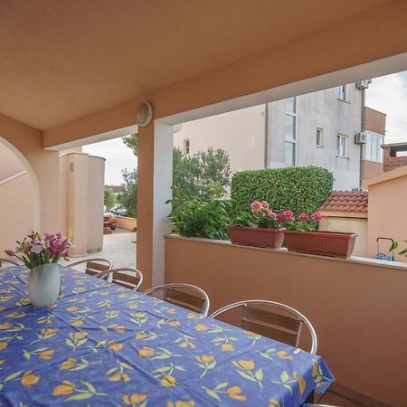 Apartmani Nedoklan Srima Exteriér fotografie