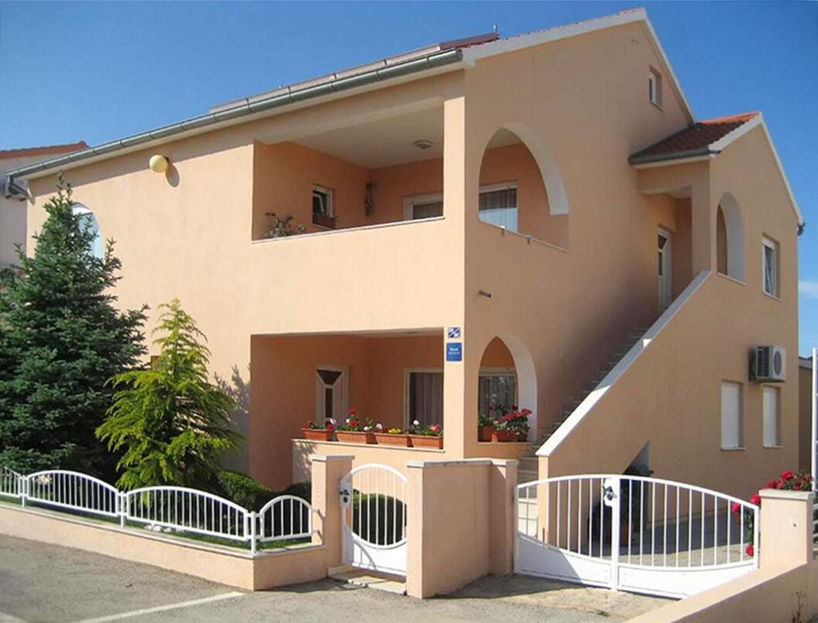 Apartmani Nedoklan Srima Exteriér fotografie
