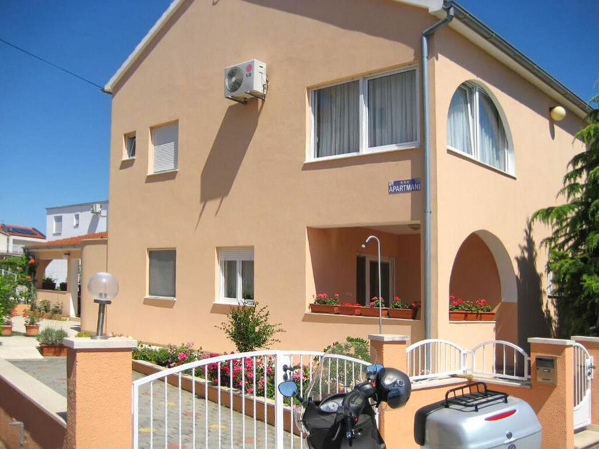 Apartmani Nedoklan Srima Exteriér fotografie