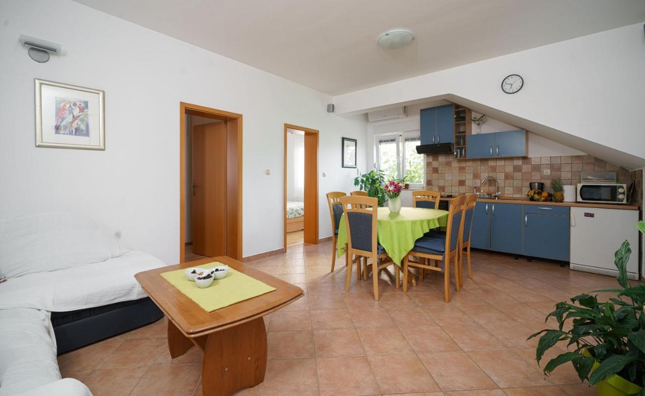 Apartmani Nedoklan Srima Exteriér fotografie