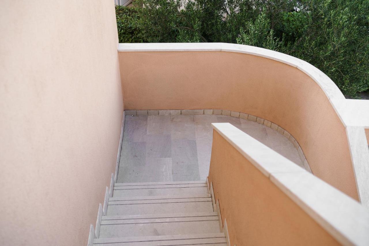Apartmani Nedoklan Srima Exteriér fotografie